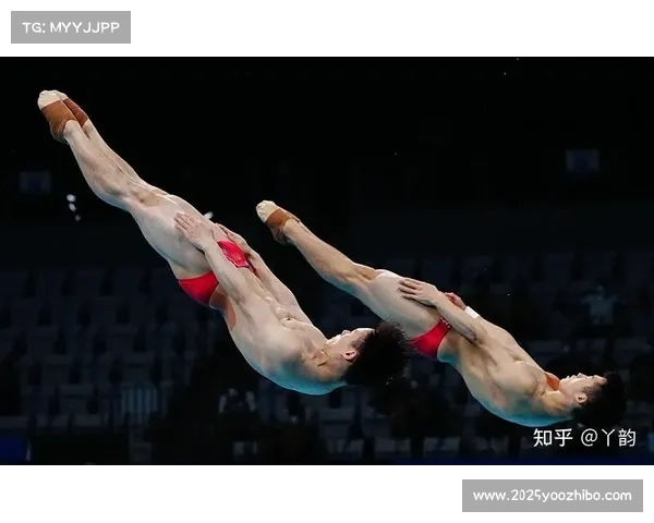 男子双人3米板决赛,运动员赛前试跳气氛紧张